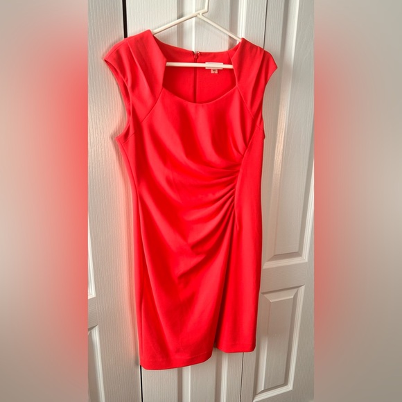 Calvin Klein Women’s Size 12 Coral Pink Sleeveless Shift Zip Up Ruching Dress - Picture 2 of 5